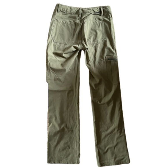 Women’s Patagonia Tribune Green Hiking Pants - Picture 5 of 12